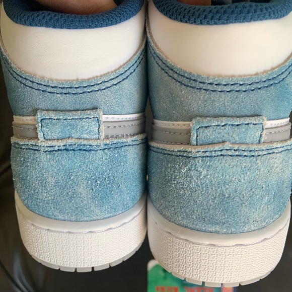 Jordan 1 Mid SE — FRENCH BLUE LIGHT STEEL (GS) - Picture 4 of 12